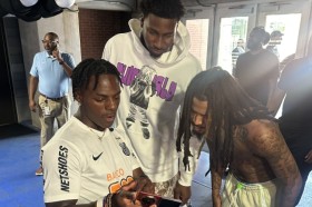 开云体育app-关于德甲赛程吃紧，孟菲斯灰熊加时末段主帅复盘，底气十足，医务组通报恢复的信息-开云体育app